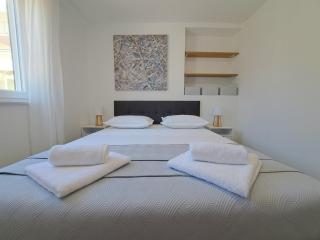 Holiday house SeaDream - 50 meters from the sea - Brodarica - 4