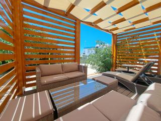Holiday house SeaDream - 50 meters from the sea - Brodarica - 0