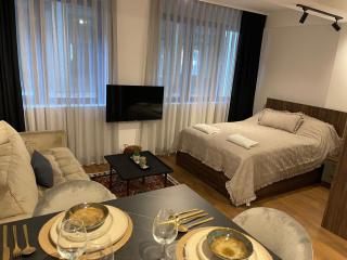 Central Apartment Prishtina - Pristina - 4