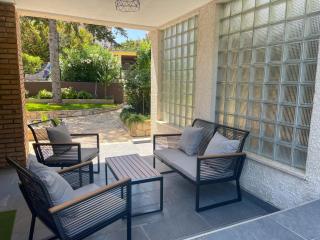 Jacuzzi Garden Cottage - Banjole - 1