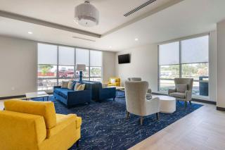 Comfort Inn & Suites New Port Richey Downtown District - New Port Richey - 2