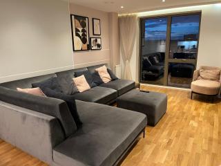 Luxury 2 Bedroom Apartment in Central Watford - Watford - 7