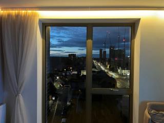 Luxury 2 Bedroom Apartment in Central Watford - Watford - 6