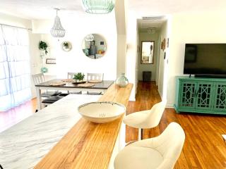 Cozy Home near Chicks Beach - Virginia Beach - 4