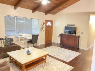 Peaceful, Private Master Bedroom with Own Bath near HILO, with AC! - Keaau - 6