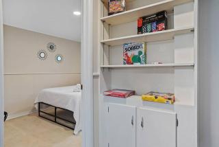 Mid-Century Magic - HUGE Space - 8