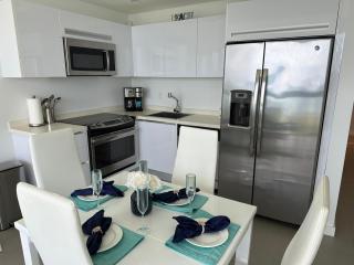 Azure 515 Aruba Vacation Sunset Breeze - Palm-Eagle Beach - 4