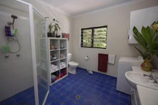 Gecko's Cottage - Absolute Beachfront - Mission Beach - 2