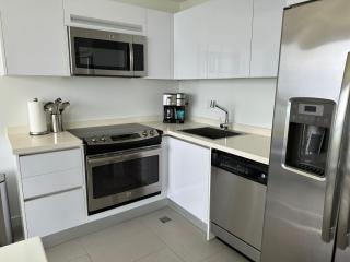 Azure 515 Aruba Vacation Sunset Breeze - Palm-Eagle Beach - 1