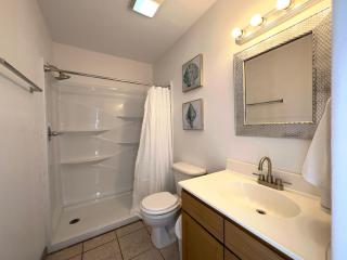 Home Away From Home - 3 Bed & 2 Bath - BEST VALUE - 3