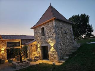 Villa & Spa Luxuria - - 4