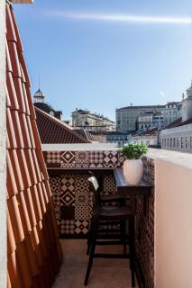 FLH Praça Comércio Stylish Apartment with Balcony - Lissabon - 9