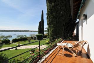 Villa Cecilia fronte spiaggia con aria condizionata e ampio giardino - 6