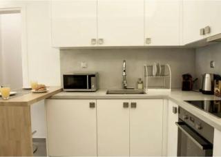 SYNTAGMA VOULIS STREET MODERN APARTMENT - Atene - 2