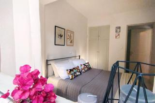 Garden Apartment with BBQ in the Athenian Riviera - 2