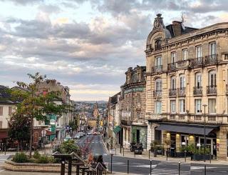 Grand Hôtel Brive - Brive-la-Gaillarde - 8