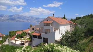 Apartments Postira Brač - 0