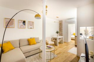 1 BDR Bourse -Opera with AC - Paris - 9