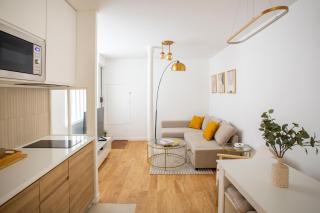 1 BDR Bourse -Opera with AC - Paris - 7