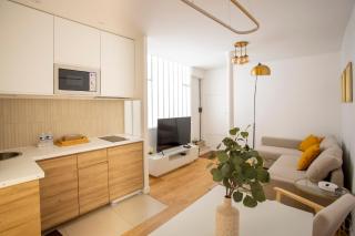 1 BDR Bourse -Opera with AC - Paris - 2