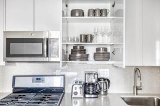 Kips Bay 2BR w Doorman Gym nr 5th Av shops NYC-654 - New York - 3
