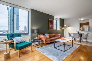 Midtown 1BR w Pool Gym Parking nr Times Sq NYC-378 - New York - 9