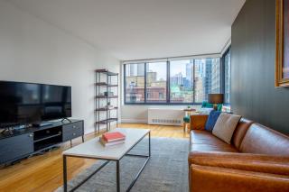 Midtown 1BR w Pool Gym Parking nr Times Sq NYC-378 - New York - 8