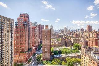 UES 2BR w DM Elevator Gym nr Central Park NYC-918 - 6