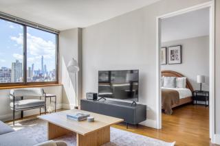 UES 2BR w DM Elevator Gym nr Central Park NYC-918 - New York - 9