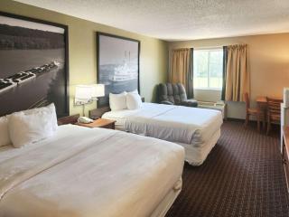 Eagle Ridge Inn - Le Claire - 8