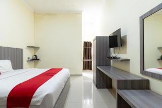 RedDoorz At Pariban Homestay Parbaba - Sinabono - 4