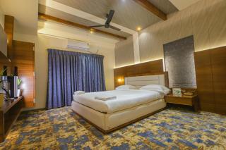 Hotel Jayasvi Gargoti 10 Km From Admapur Balumama Temple - Kolhapur - 0