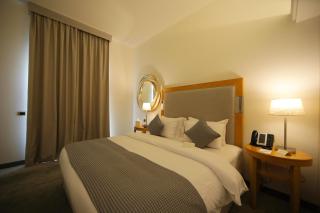 Riviera Hotel and Beach Lounge, Beirut - 7