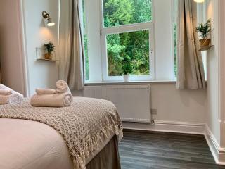 Stunning Rural Apartment - Sleeps 4 - Parking - Lichfield - 1