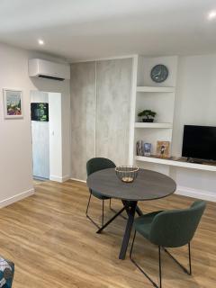 Studio terrasse, intra-muros, climatisé avec Wifi - Avignone - 6