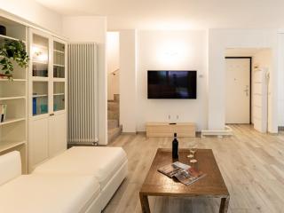 Holiday Home Luxury House by Interhome - Colico - 4