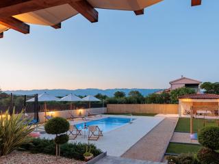 Holiday Home KLM by Interhome - Alić - 8