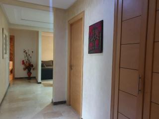 Mosquée & Foire by Saloua - 2