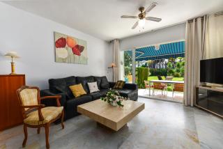 Spacious Beachfront Holiday Home - Estepona - 6