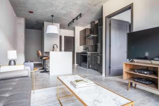 W Loop 1BR w Gym Pool nr Fulton Mkt CHI-285 - 9