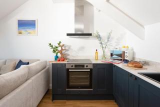 5 St Gwithian, Carbis Bay, St Ives - Carbis Bay - 2