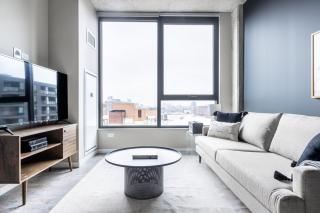 W Loop 1BR w Pool Gym nr Fulton Mkt L CHI-291 - 0
