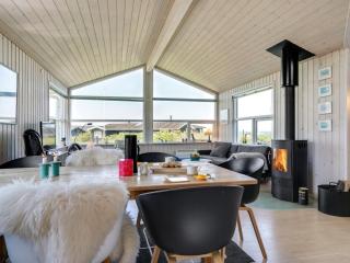 Holiday Home Marjanna - 350m from the sea by Interhome - Hjørring - 2