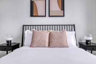 W Loop Studio w Gym Pool in heart of Greektown CHI-532 - Chicago - 1