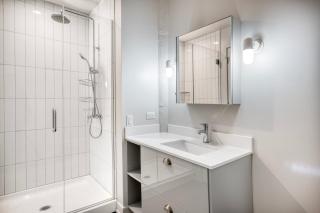 River North 1br w gym lounge roof nr Riverwalk CHI-900 - Chicago - 2
