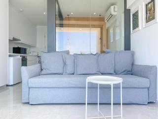 Phaedrus Living: Marina Sea View Flat 214 Emerald - 8