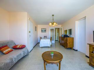 Apartment Montreuil by Interhome - 8