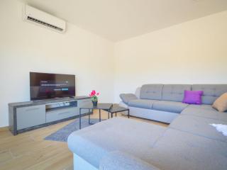 Holiday Home Milena by Interhome - Pakoštane - 4