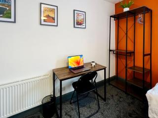 Birkin House - Great for Contractors or Family Holidays - Nottingham - 9