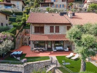 IseoLakeRental - Villa Buen Retiro - Sarnico - 0